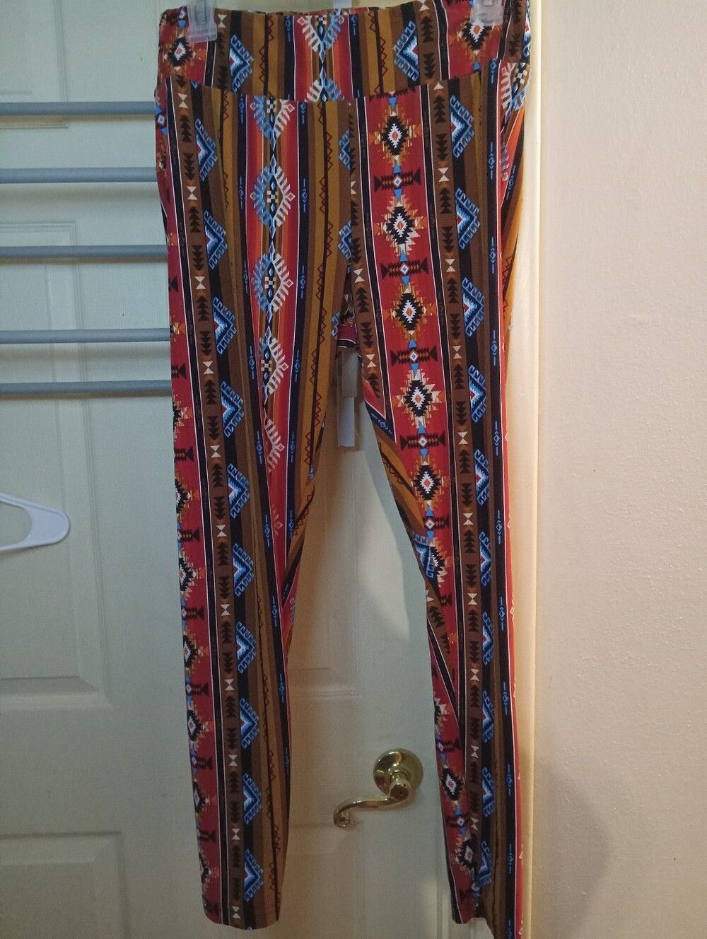 No Boundaries Aztec Stripe Leggings in Rust, Brown, Blue Junior Large 11-13